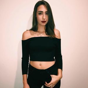 Meet your Posher, Danielle